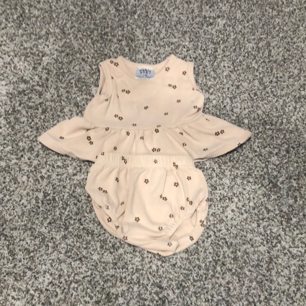 Mebie Baby 3-6 month outfit